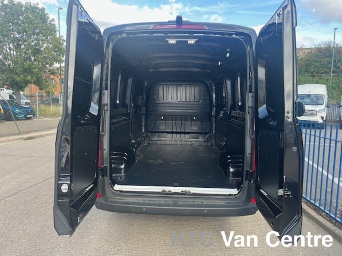 2025 Maxus Deliver 9