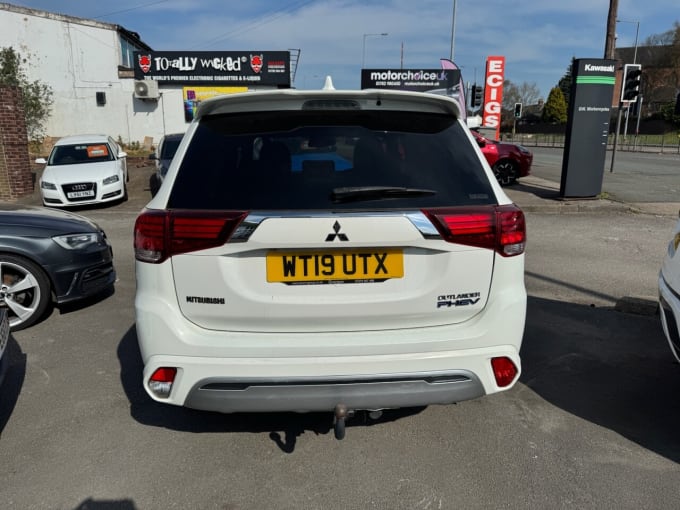 2025 Mitsubishi Outlander