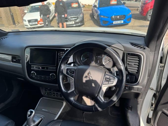 2025 Mitsubishi Outlander