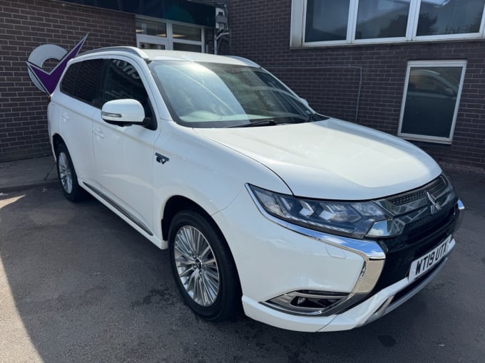 2025 Mitsubishi Outlander