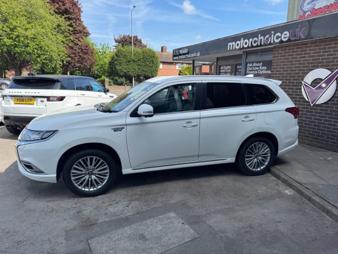 2025 Mitsubishi Outlander