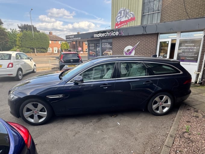 2025 Jaguar Xf