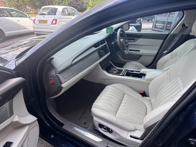 2025 Jaguar Xf
