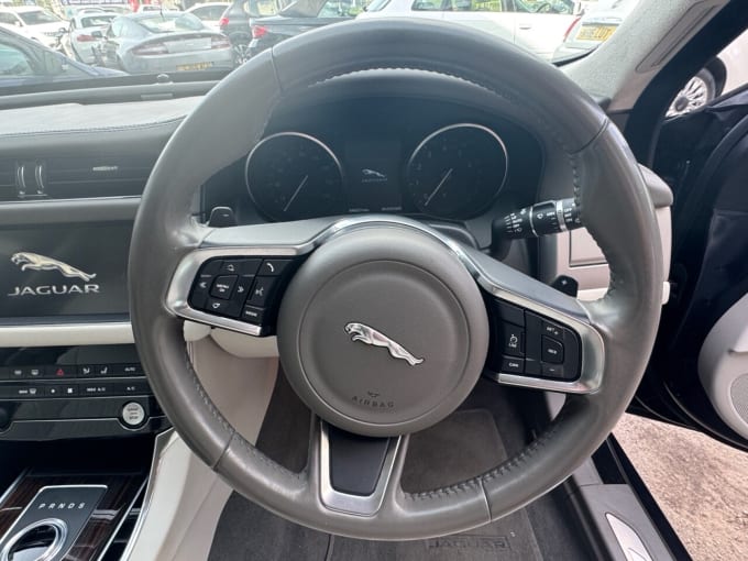 2025 Jaguar Xf