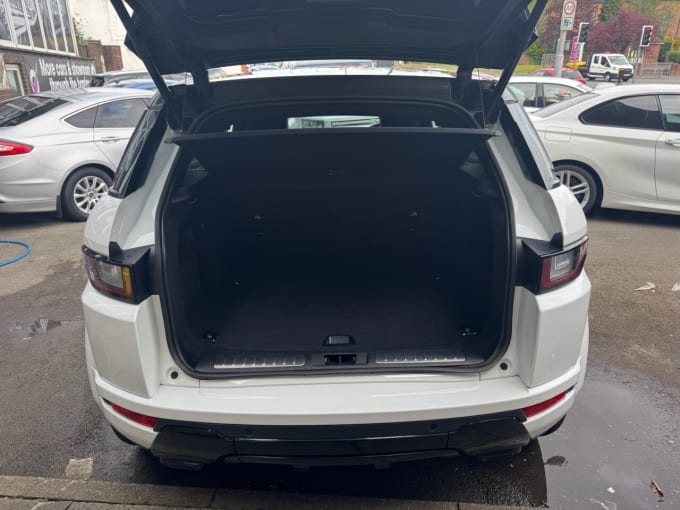 2025 Land Rover Range Rover Evoque