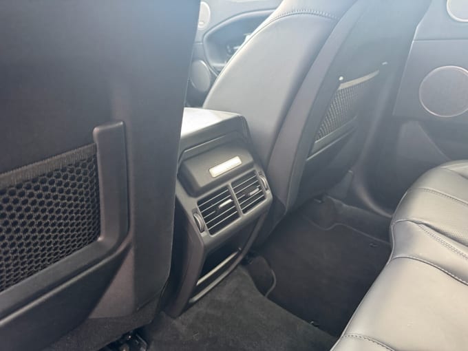 2025 Land Rover Range Rover Evoque
