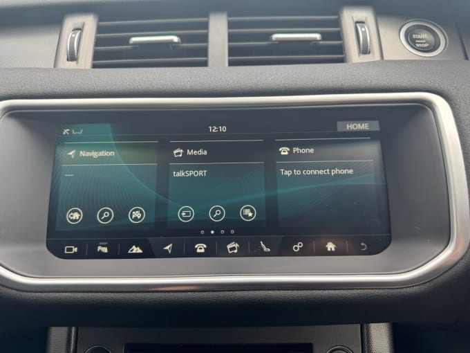 2025 Land Rover Range Rover Evoque