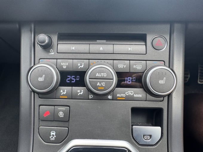 2025 Land Rover Range Rover Evoque