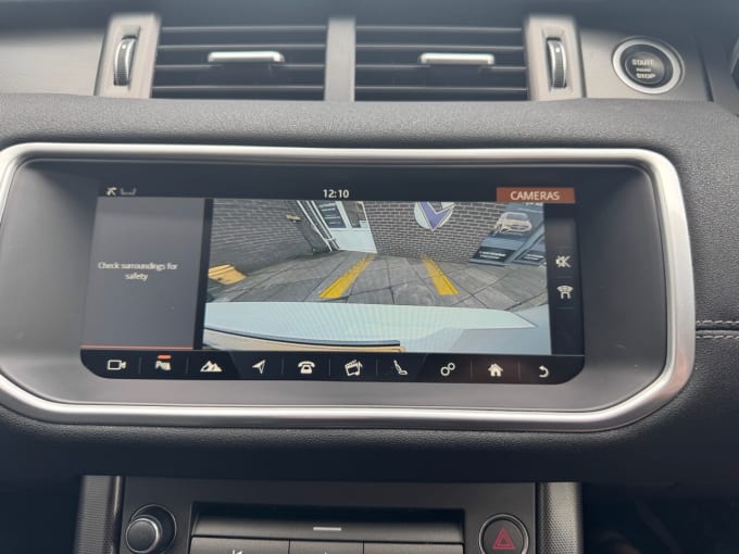 2025 Land Rover Range Rover Evoque