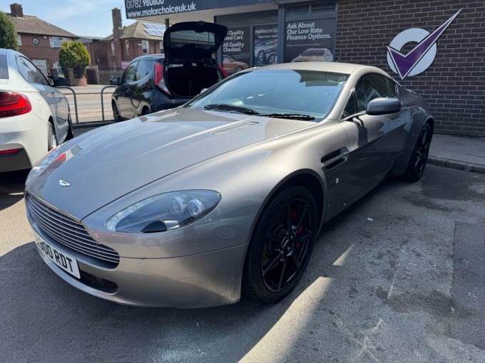 2025 Aston Martin Vantage