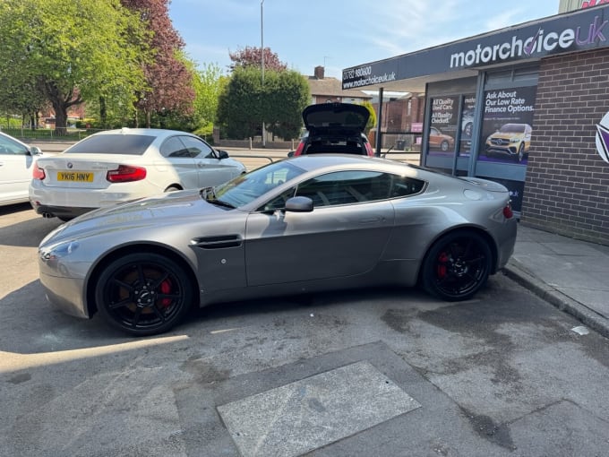 2025 Aston Martin Vantage
