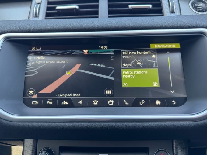 2025 Land Rover Range Rover Evoque