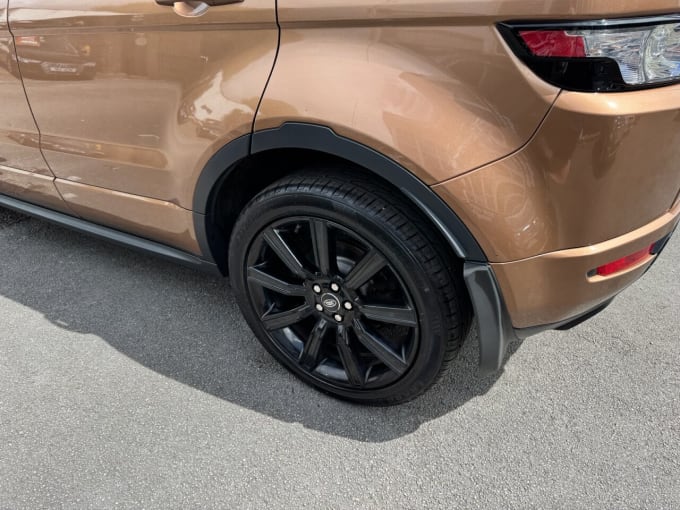 2025 Land Rover Range Rover Evoque
