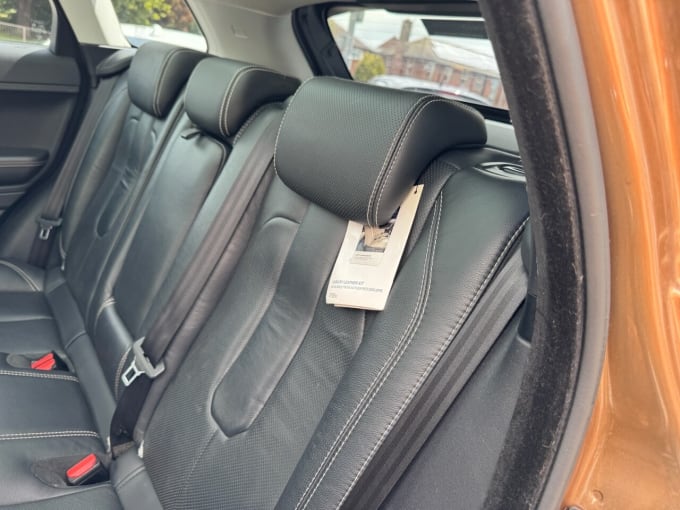 2025 Land Rover Range Rover Evoque
