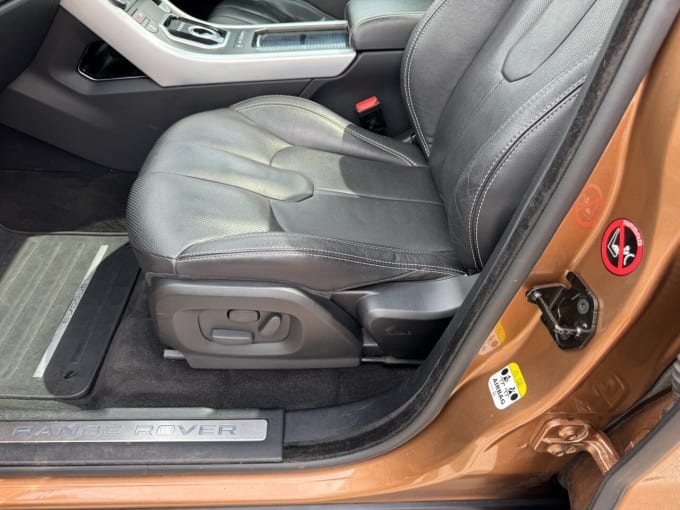 2025 Land Rover Range Rover Evoque