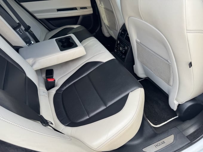 2025 Jaguar Xf