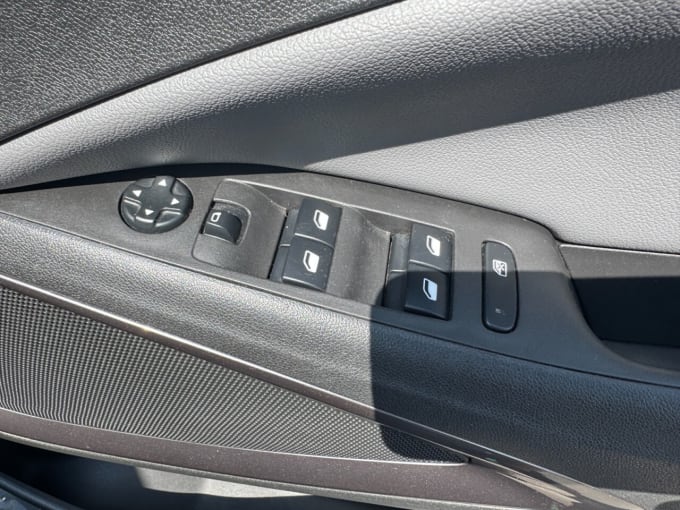 2019 Vauxhall Crossland X