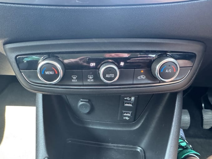 2019 Vauxhall Crossland X
