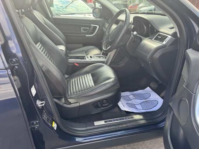 2025 Land Rover Discovery Sport