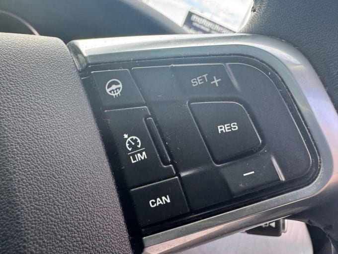 2025 Land Rover Discovery Sport