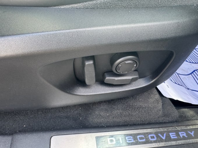 2025 Land Rover Discovery Sport