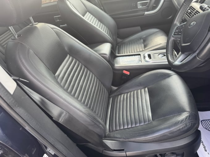 2025 Land Rover Discovery Sport
