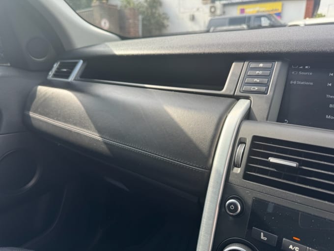 2025 Land Rover Discovery Sport