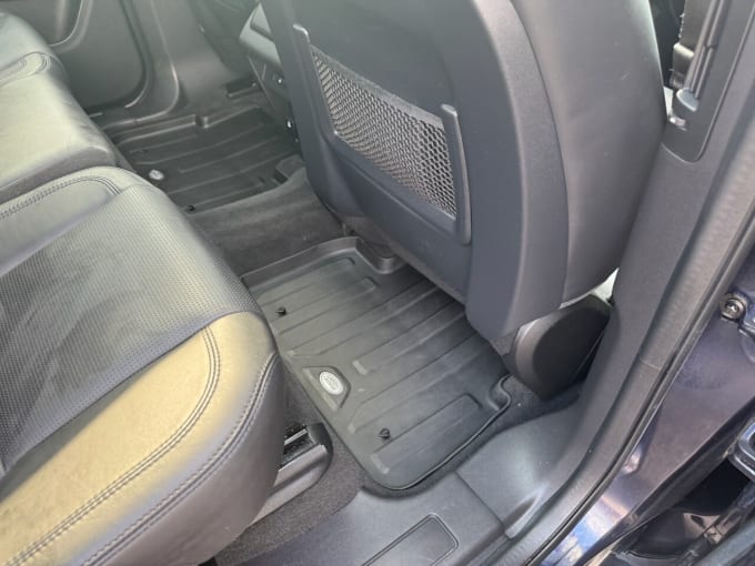 2025 Land Rover Discovery Sport