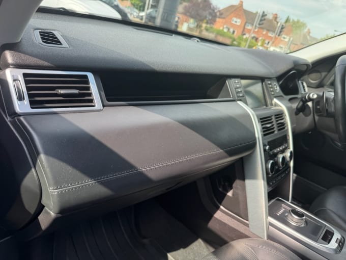 2025 Land Rover Discovery Sport