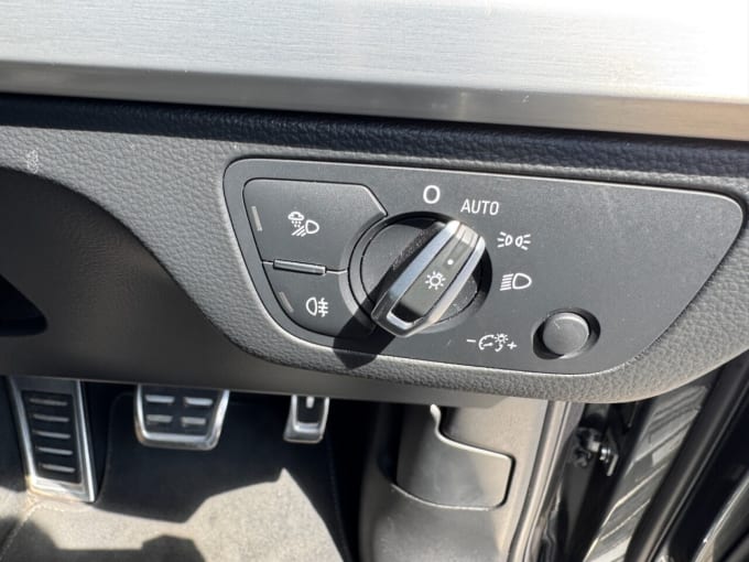 2025 Audi Sq5