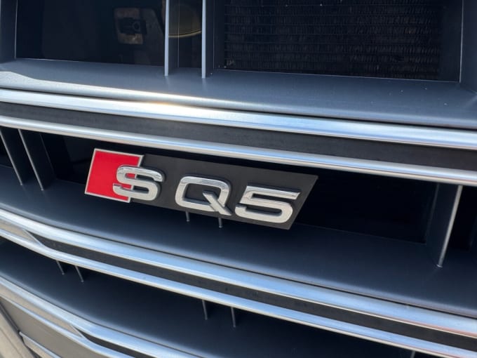 2025 Audi Sq5