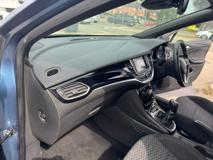 2017 Vauxhall Astra