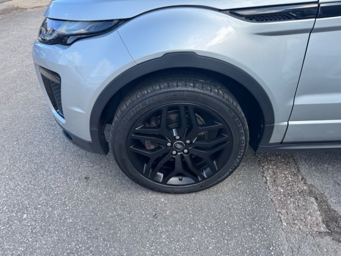 2025 Land Rover Range Rover Evoque