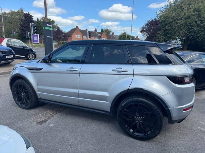 2025 Land Rover Range Rover Evoque