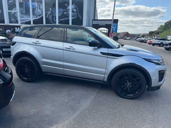 2025 Land Rover Range Rover Evoque