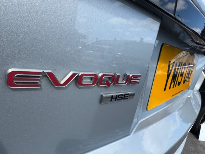 2025 Land Rover Range Rover Evoque