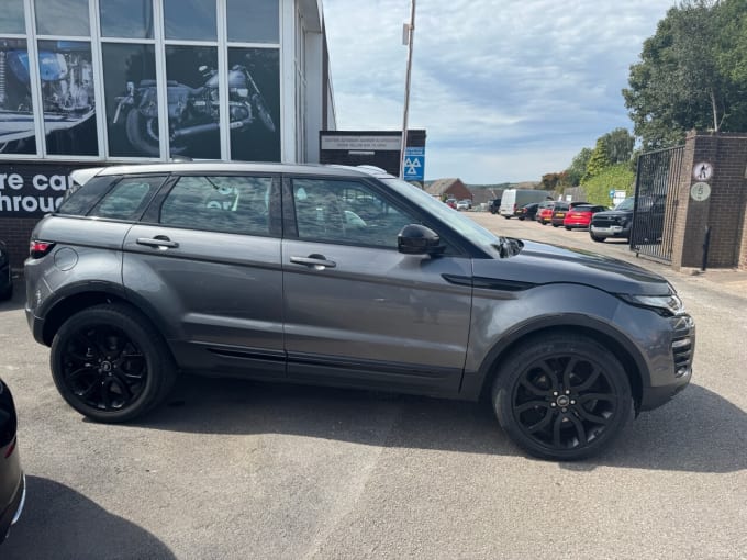 2025 Land Rover Range Rover Evoque