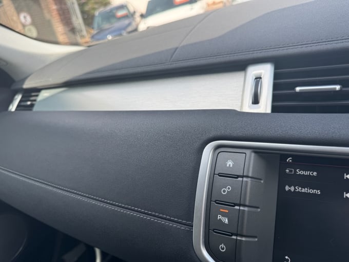 2025 Land Rover Range Rover Evoque