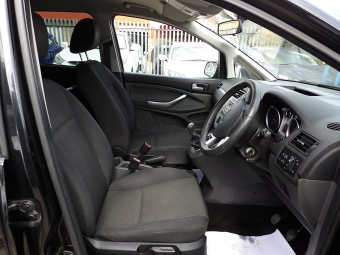 2025 Ford C-max