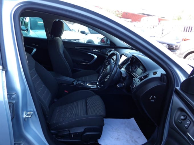 2025 Vauxhall Insignia