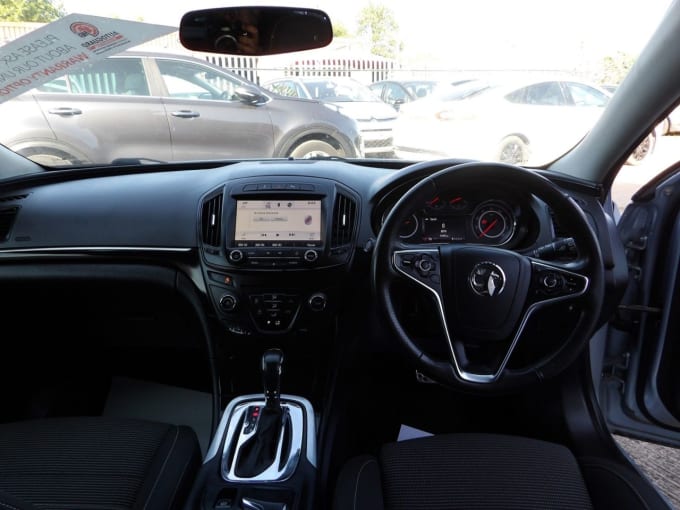 2025 Vauxhall Insignia