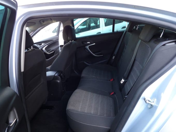 2025 Vauxhall Insignia