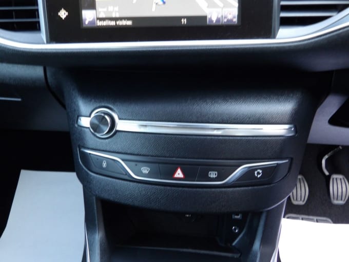 2025 Peugeot 308