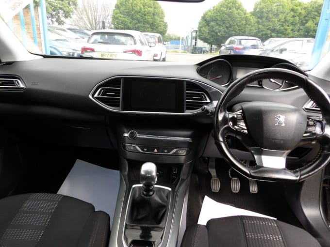 2025 Peugeot 308