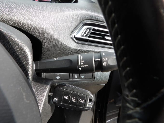 2025 Peugeot 308
