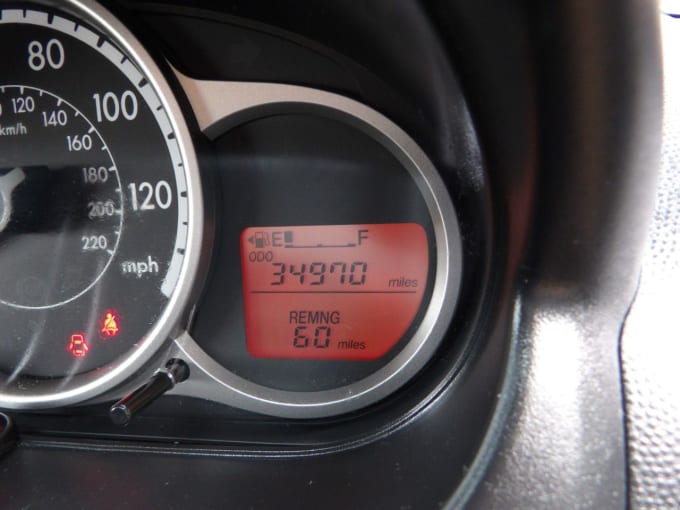 2025 Mazda Mazda2