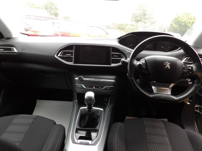 2025 Peugeot 308