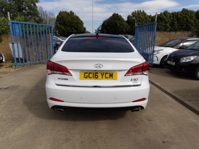 2025 Hyundai I40