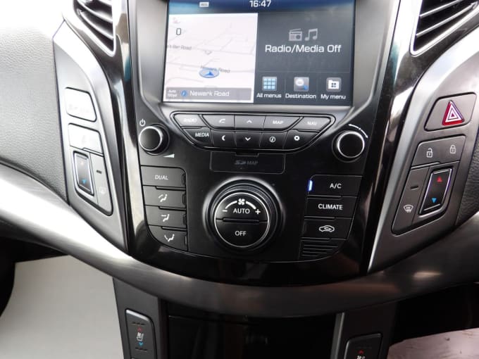 2025 Hyundai I40
