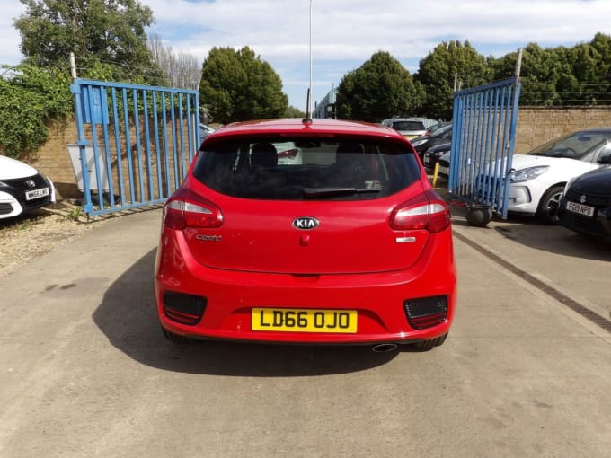 2025 Kia Ceed